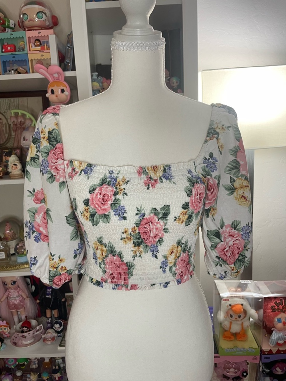 Forever 21 Floral Smocked Puff Sleeve Crop Top Size L (Runs Small)